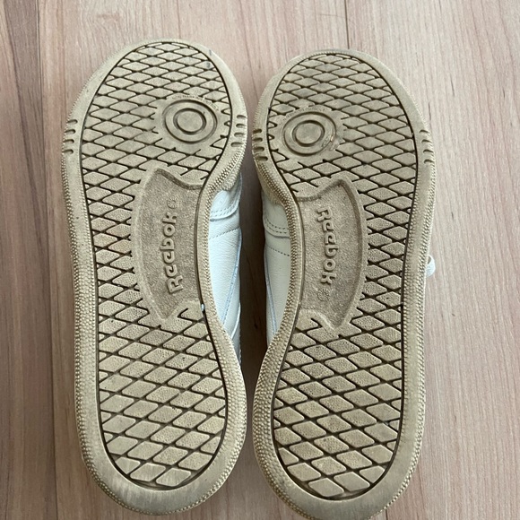 Reebok women’s Club C vintage sneakers in chalk/green - Picture 3 of 7